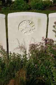 Dozinghem Military Cemetery - Hargreaves, Herbert William