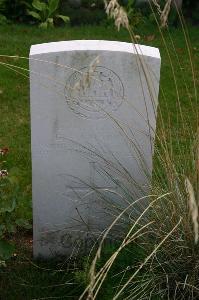 Dozinghem Military Cemetery - Harris, E S J