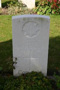 Dozinghem Military Cemetery - Harte, G