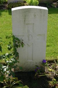 Dozinghem Military Cemetery - Hassan, J