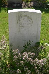 Dozinghem Military Cemetery - Hawarth, H