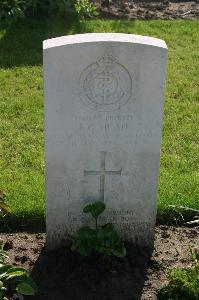 Dozinghem Military Cemetery - Head, Frederick George