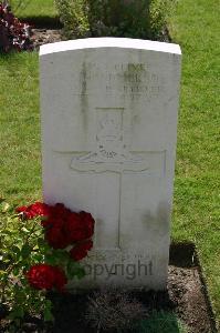 Dozinghem Military Cemetery - Hendrickson, Walter Sidney