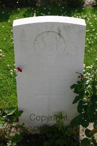 Dozinghem Military Cemetery - Hendry, H