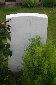 Dozinghem Military Cemetery - Herd, T W