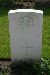 Dozinghem Military Cemetery - Hickman, Frederick