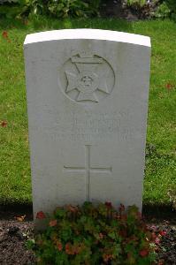 Dozinghem Military Cemetery - Higginson, E