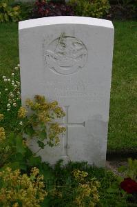 Dozinghem Military Cemetery - Hobley, James