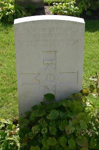 Dozinghem Military Cemetery - Hodson, S