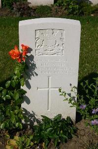 Dozinghem Military Cemetery - Howard, Sidney