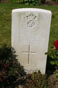 Dozinghem Military Cemetery - Humphreys, George Ellis Price