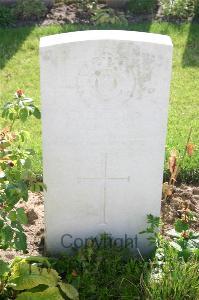 Dozinghem Military Cemetery - Hunter, A