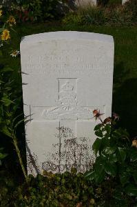 Dozinghem Military Cemetery - Jackson, Robert Raimes