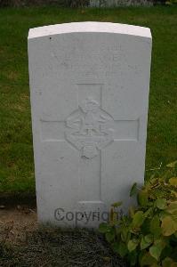 Dozinghem Military Cemetery - Jagger, A E