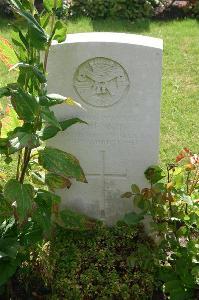 Dozinghem Military Cemetery - Jenkin, P