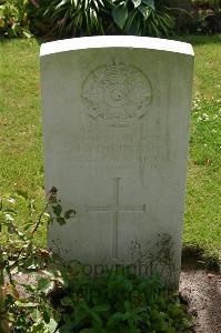 Dozinghem Military Cemetery - Jenkinson, J