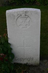 Dozinghem Military Cemetery - Jewitt, H