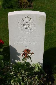 Dozinghem Military Cemetery - Johns, A