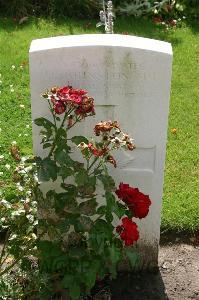 Dozinghem Military Cemetery - Johnston, Hugh