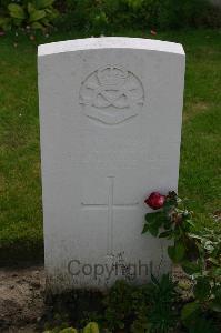 Dozinghem Military Cemetery - Jones, J A