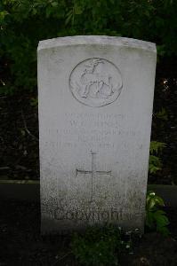 Dozinghem Military Cemetery - Jones, William Carey