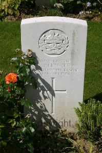 Dozinghem Military Cemetery - Kerslake, W