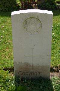 Dozinghem Military Cemetery - Kiely, P