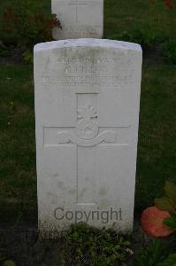 Dozinghem Military Cemetery - Kilday, C