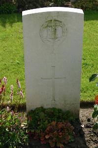 Dozinghem Military Cemetery - Knight, William Charles