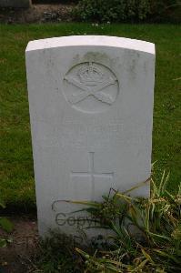 Dozinghem Military Cemetery - Leech, Harry