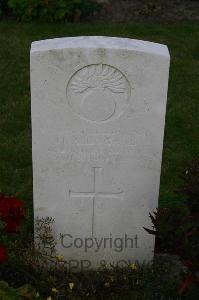 Dozinghem Military Cemetery - Lugard, H A