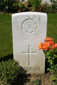 Dozinghem Military Cemetery - Marshall, George E.