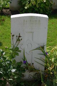 Dozinghem Military Cemetery - Marshall, G F