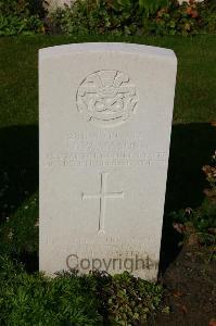 Dozinghem Military Cemetery - Mason, Joseph Wilfred