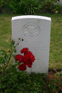 Dozinghem Military Cemetery - May, Samuel Henry