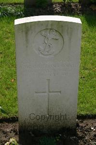 Dozinghem Military Cemetery - McBarrons, James