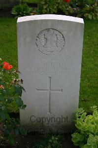 Dozinghem Military Cemetery - McBeth, J