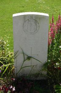 Dozinghem Military Cemetery - McDermott, A