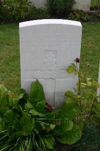 Dozinghem Military Cemetery - McGhee, A