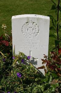 Dozinghem Military Cemetery - McKie, G