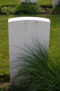 Dozinghem Military Cemetery - McMahon, Joseph Bernard