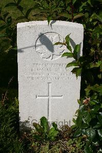 Dozinghem Military Cemetery - McMaster, T