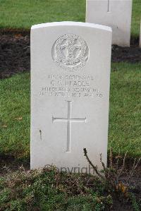 Wytschaete Military Cemetery - Beadle, Gerald Charles