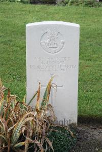 Wytschaete Military Cemetery - Bowker, R