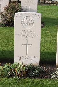 Wytschaete Military Cemetery - Butler, F G