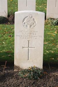 Wytschaete Military Cemetery - Croft, V A