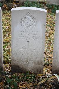 Wytschaete Military Cemetery - Edmonds, J R