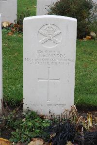 Wytschaete Military Cemetery - Edwards, Frank Arthur