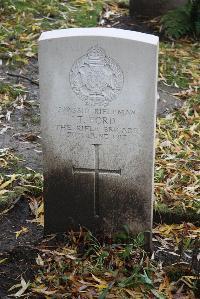 Wytschaete Military Cemetery - Ford, T