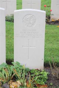 Wytschaete Military Cemetery - Holman, Paul